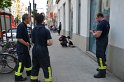 Welpen im Drehkranz vom KVB Bus eingeklemmt Koeln Chlodwigplatz P07